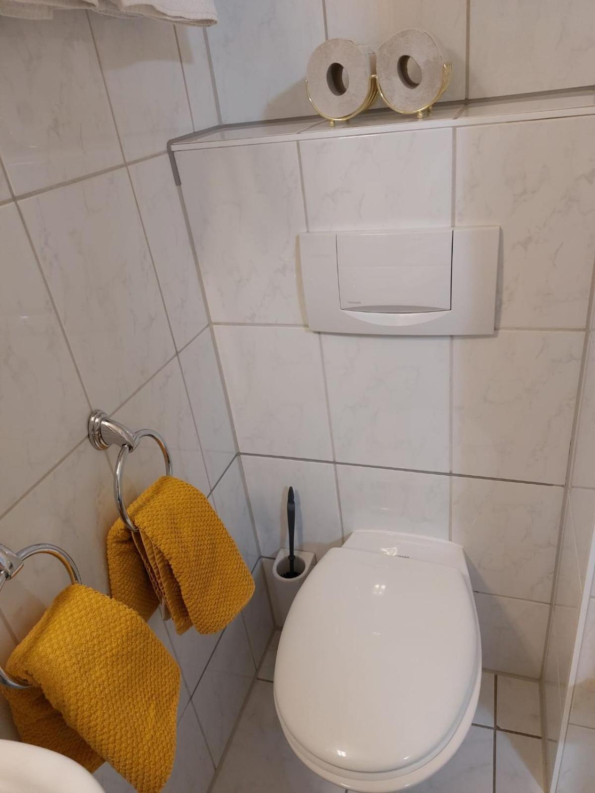 Schwabenstuben Doppelzimmer Meersburg Bagian luar foto