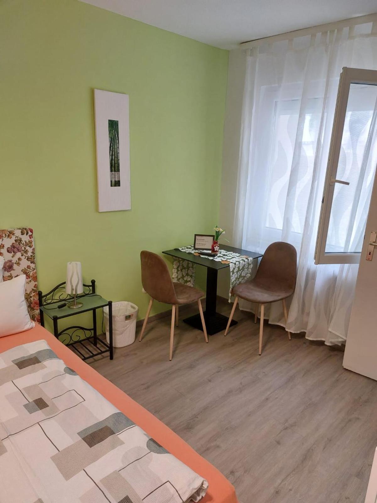 Schwabenstuben Doppelzimmer Meersburg Bagian luar foto